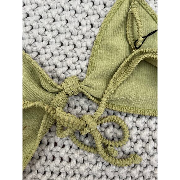 Skatie• ‘Sarah’ Bikini Top in Matcha Crinkle - Picture 9 of 12